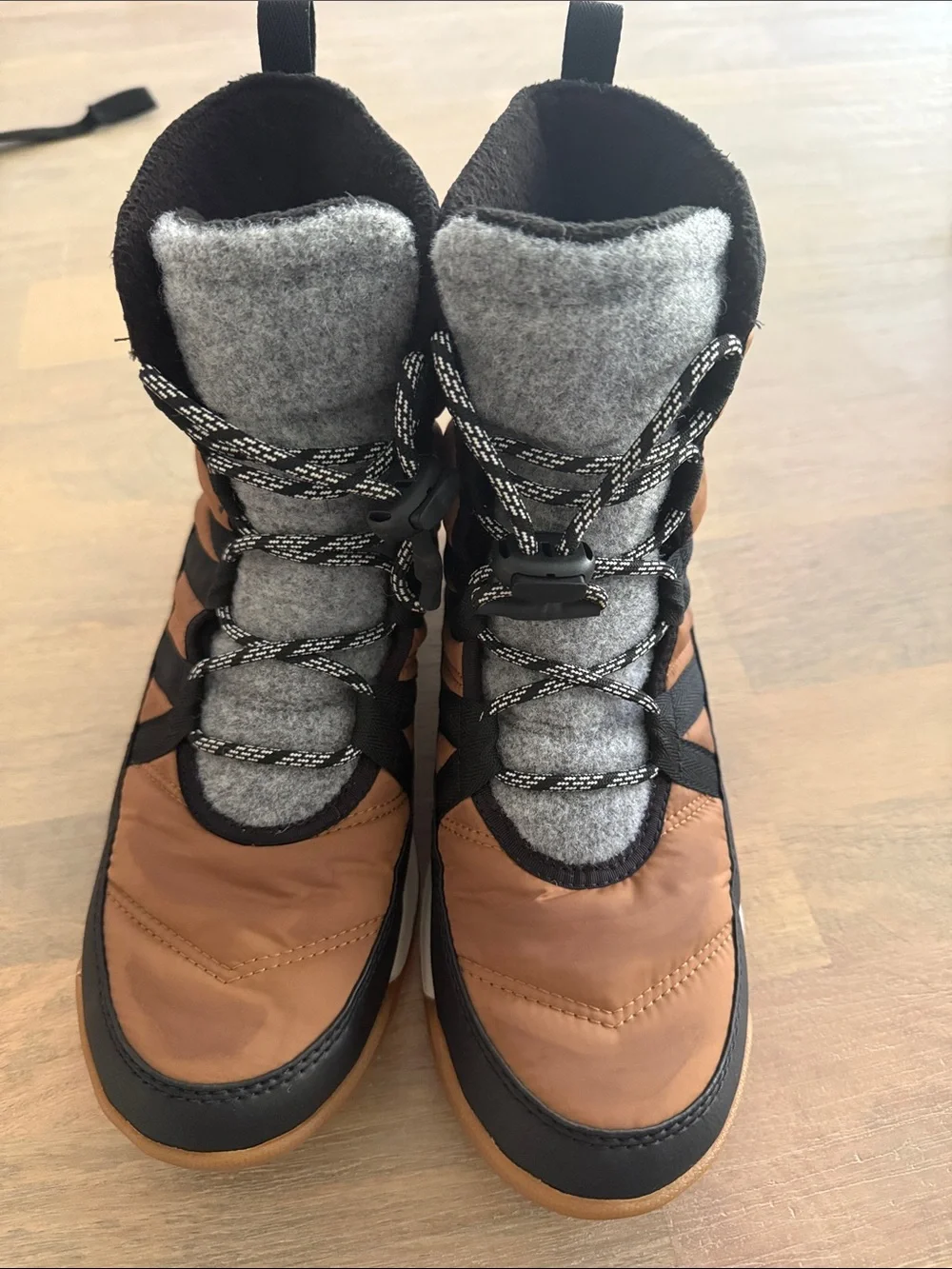 Sorel Women's Brown and Gray Insulated Lace-Up Winter Boots